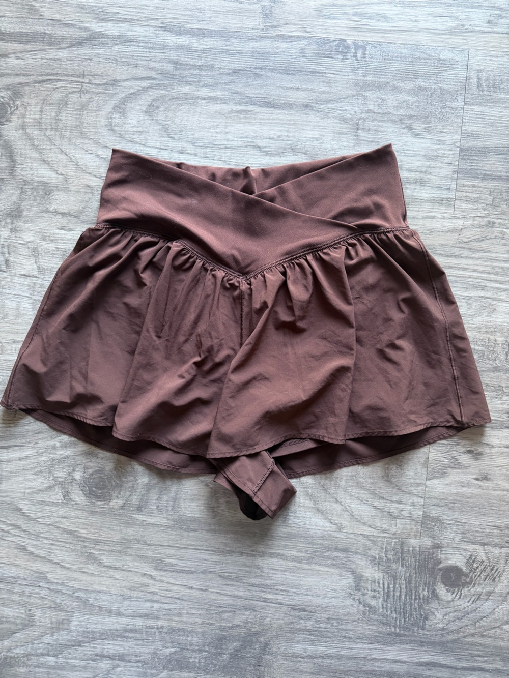 Aerie Offline Women’s Brown flowy shorts